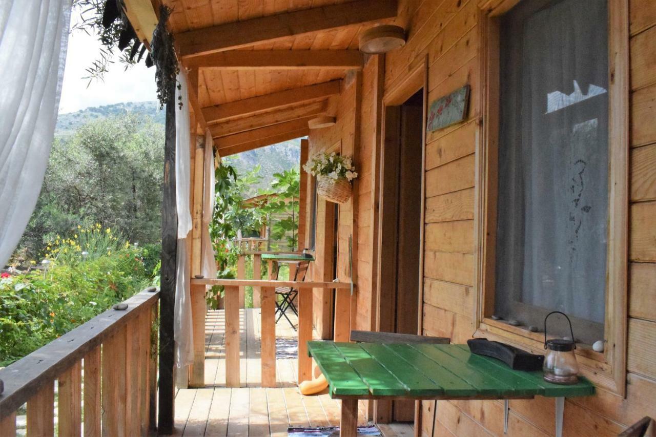 Scala Bungalows Himare Exterior photo